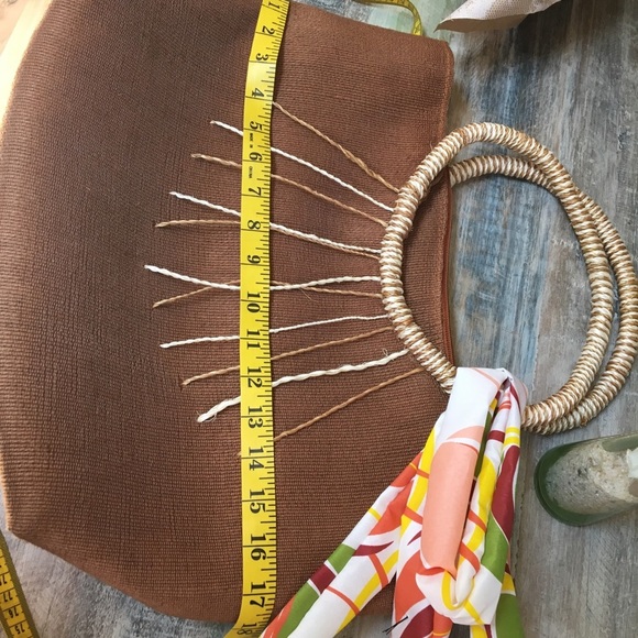 Beautiful Vintage Style Bag - Picture 5 of 8